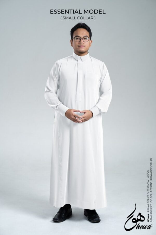 Essential Model - Small Collar | Off White